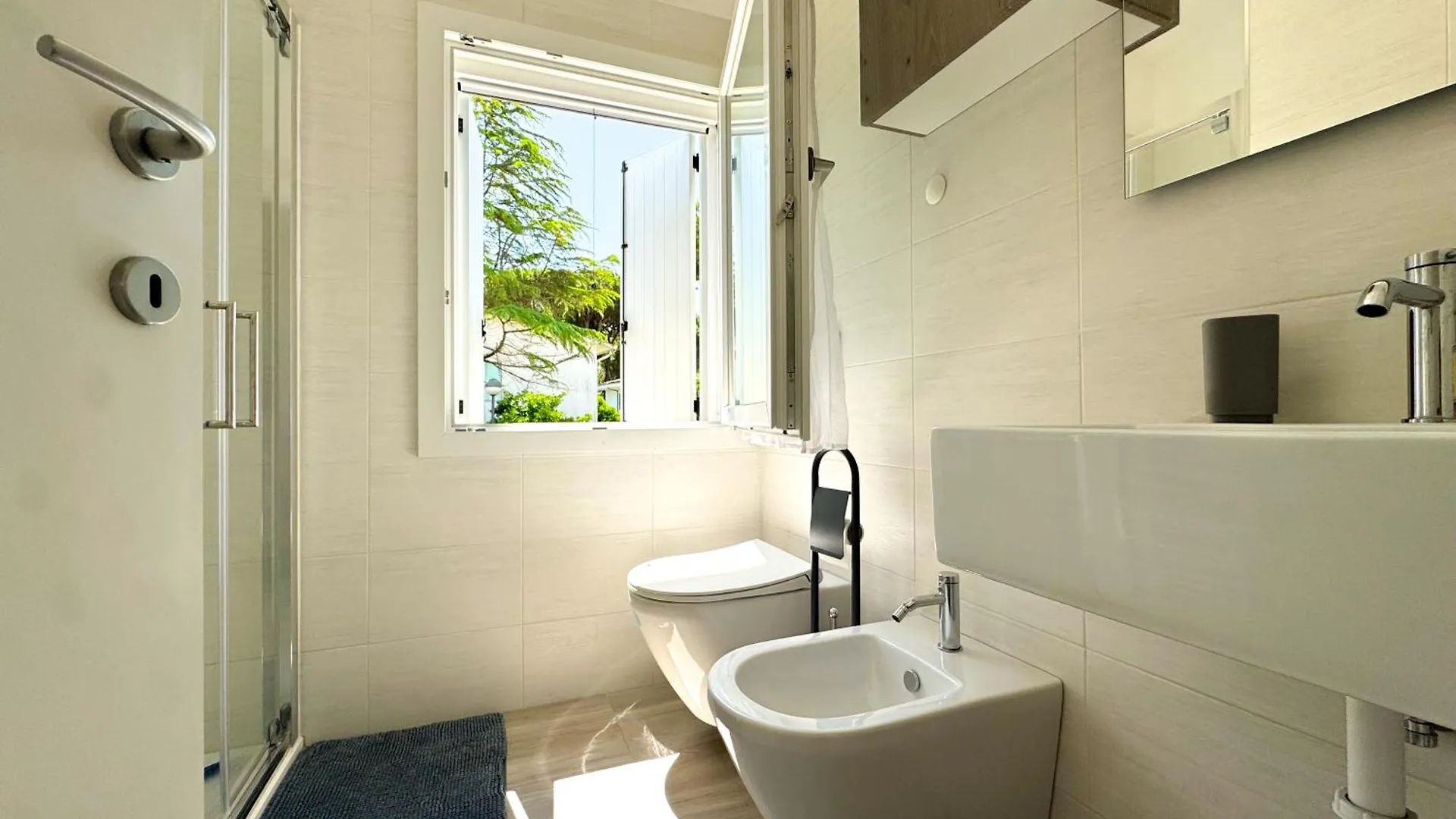 Casa Indipendente, 500 M Dal Mare, Wifi, Free Park Apartment Lido di Jesolo 0*,  Italy